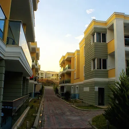 Karya Hotel 4*