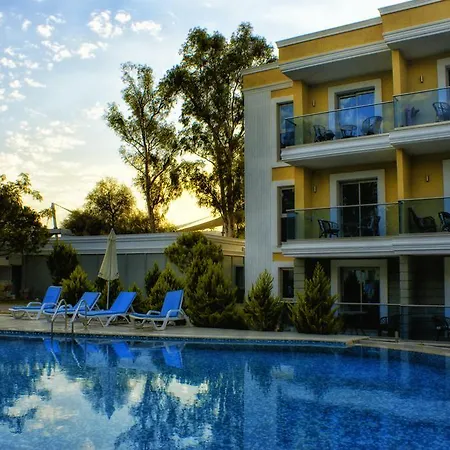 Karya Hotel