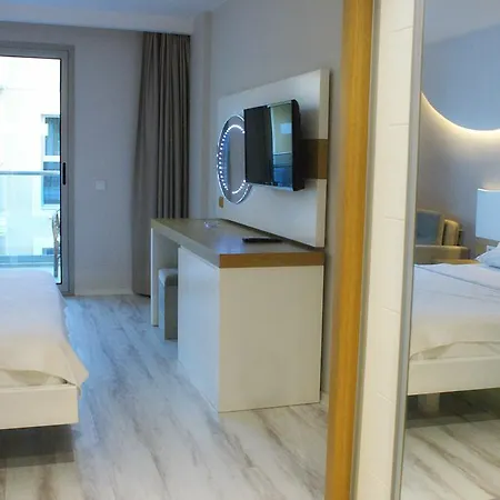 Karya Hotel