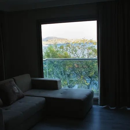 Hotel Karya 4*