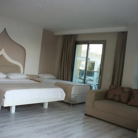 Hotel Karya